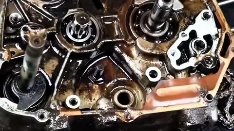Full Restoration 40 Years Old ruined Classic Motorcycle…