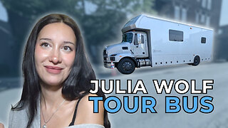Julia Wolf - BUS INVADERS Ep. 2094