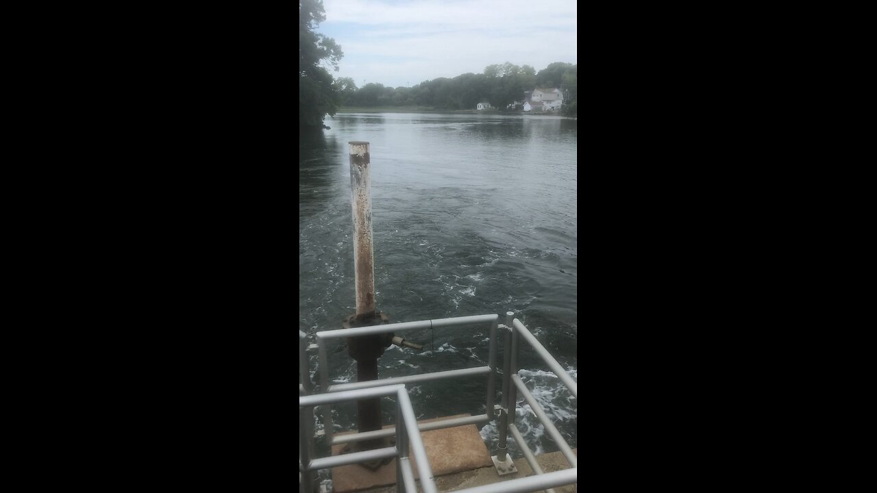 Weird water device