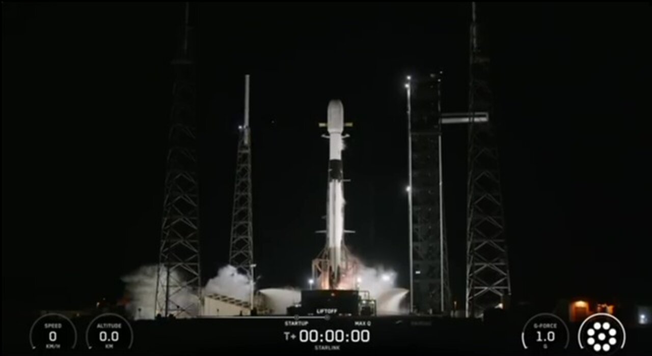 🚀 SpaceX Falcon 9 Blasts Off with 28 Starlink Satellites! 🌎 130th Launch of 2025!