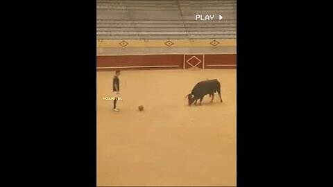 When Ronaldo VS Bull 🔥🤯