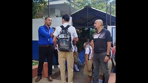 Escuelas de El Salvador refuerzan normas de conducta y presentación