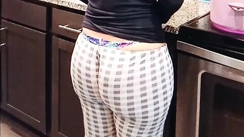 Kitchen cooking underwear peak