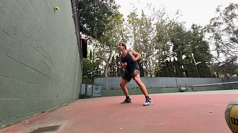 Naked tennis