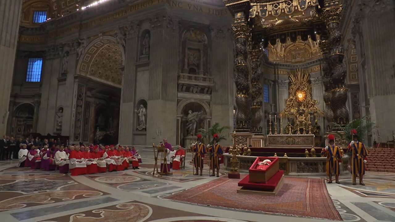 These are the last images of Pope Francis’ open casket