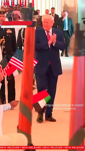 Trump welcomed in Abu Dhabi with drums, chants & honor guard. #japdmedia #PnDmart #japd #CNN #News