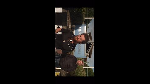 Tommy Robinson : Elon Musk
