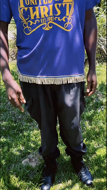 Joe lek maningre tik joe presi baka leki man in a oso foe de wan voorbeeld gi dem tjing fii