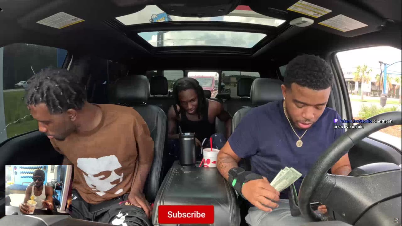 Sam & Tyjae OPENING MY BROTHER WINDOW WHILE GOING THROUGH THE CARWASH PRANK Uncle Eian