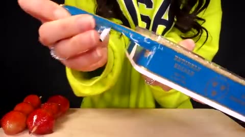 Viral: MOST POPULAR FOOD FOR ASMR with STEPHANIE SOO (Honeycomb, Aloe Vera, Tang