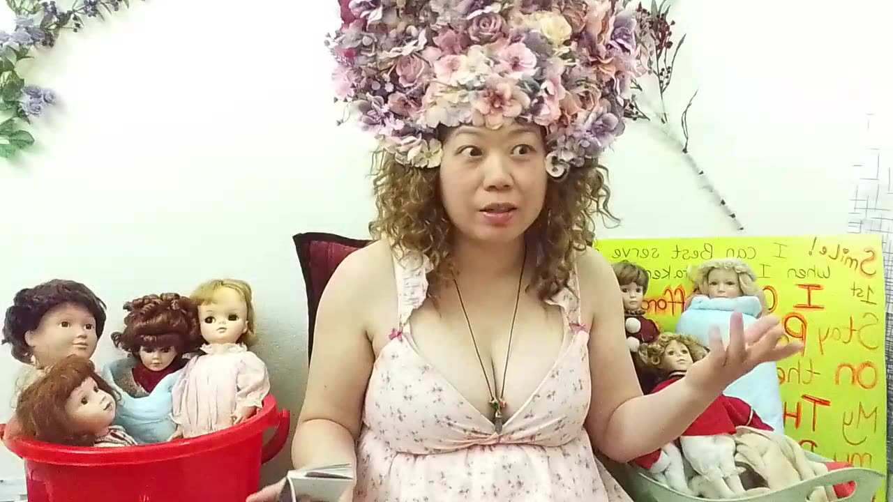 KITTY 😸 S1 Sag tarot card reading June 2025