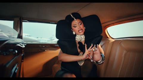Cardi B - Imaginary Playerz [Official Video]