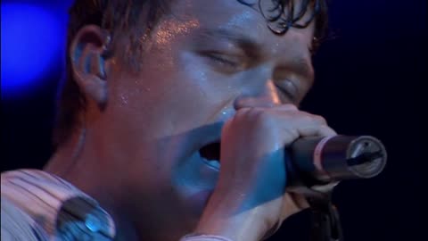 Away From the Sun - 3 Doors Down (live)