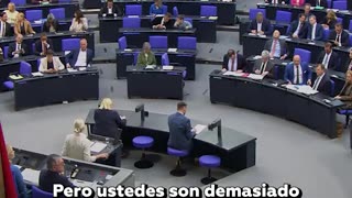Weidel critica subsidios y culpa a migrantes por gasto millonario