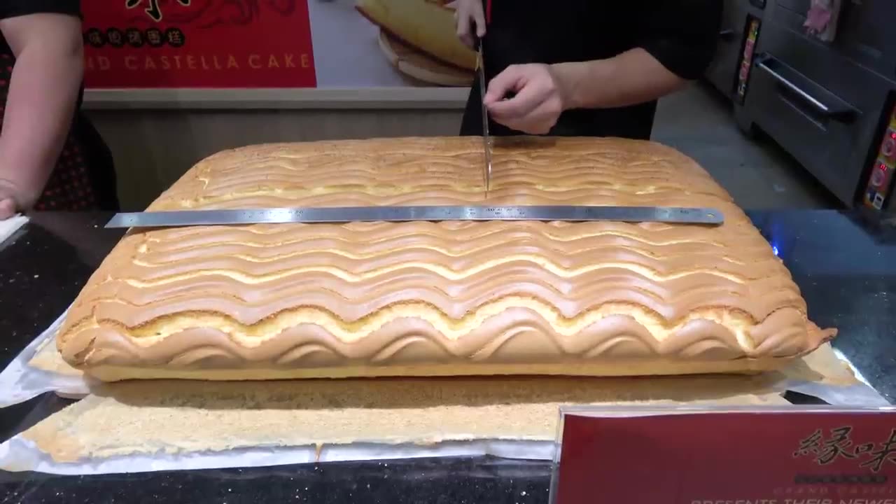 Japanese Jiggly Cake Display (Complete)