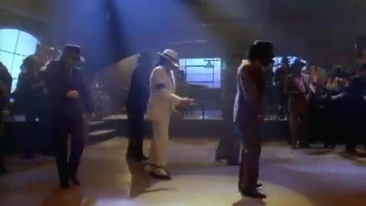 Michael Jackson - Smooth Criminal (Official Video)