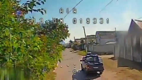 🚛💥 Ukraine Russia War | Russian Truck Crashes Evading Ukrainian Drone | RCF