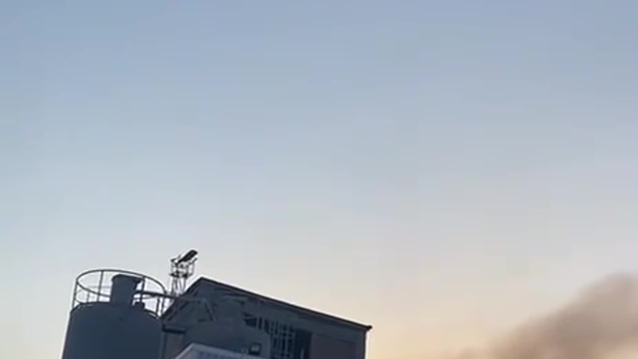 🤬 Yesterday's Shahed hit a residential building in Pavlohrad.