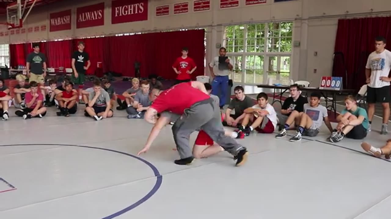 Reverse wrist tie to arm drag
