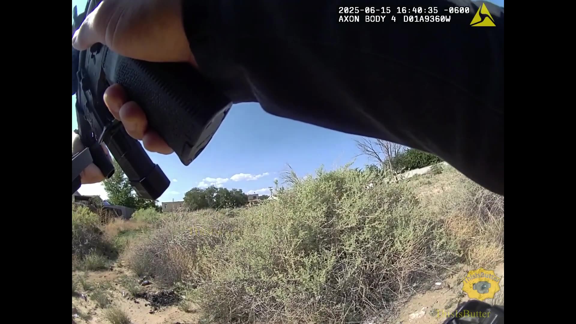 Armed robbery suspect shot by Albuquerque officers after a brief foot chase