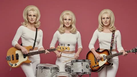 SPARKLE SISTERS - NOVA LULLABY