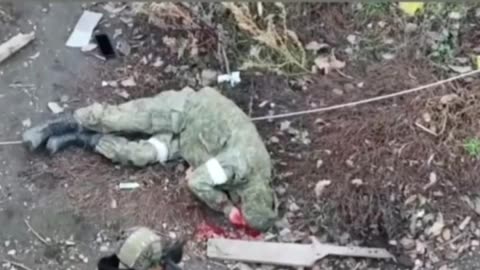 🇺🇦 🇷🇺 🏹 🎬The AFU kills a Russian POW
