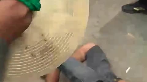 soldado caído 🤣#paratiiiiiiiiiiiiiiiiiiiiiiiiiiiiiii #humor #fyppppppppppppppppppppppp