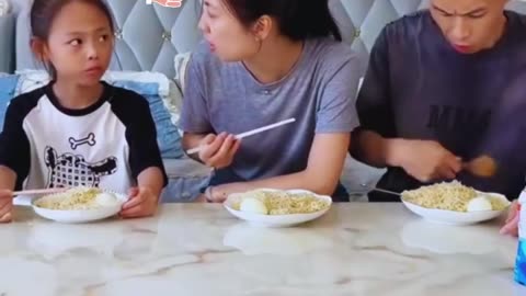 “When Baby’s Rocking Turns Into Mommy’s Shock!”cute and funny video 