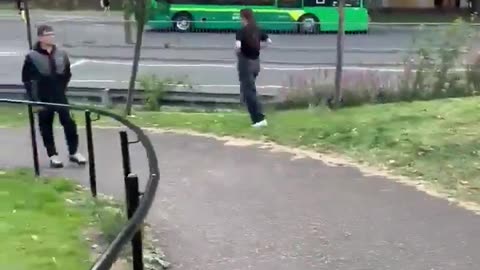 The young girl defending herself with an axe and knife against a migrant was just arrested