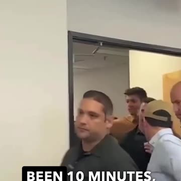 Senator Detained After Confronting Homeland Security