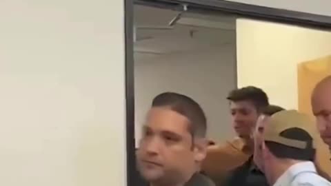 Senator Detained After Confronting Homeland Security