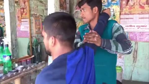 Bihar_Head_Massage___Ravinder_Gives_The_Best_Head___Upper_Body_Massage___Desi_Video