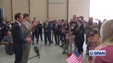First Wave of White Afrikaner Refugees Arrives in U.S. Under Trump Program
