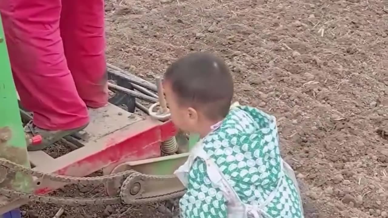 He just made the whole day better for his family!.hd