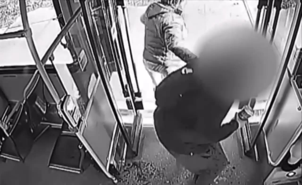 ⚡️Become Muslim or pay with your life to the Islamic State