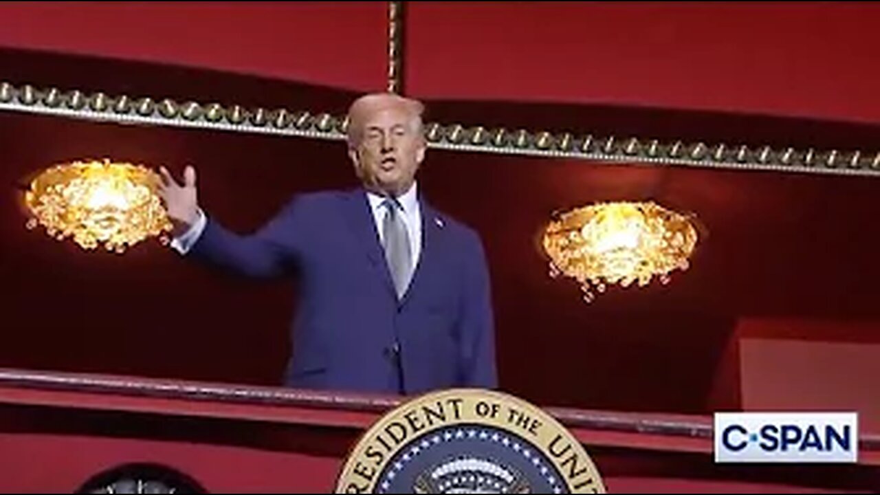 Donald Trump speaks from a balcony, channeling Evita, while attacking journalists