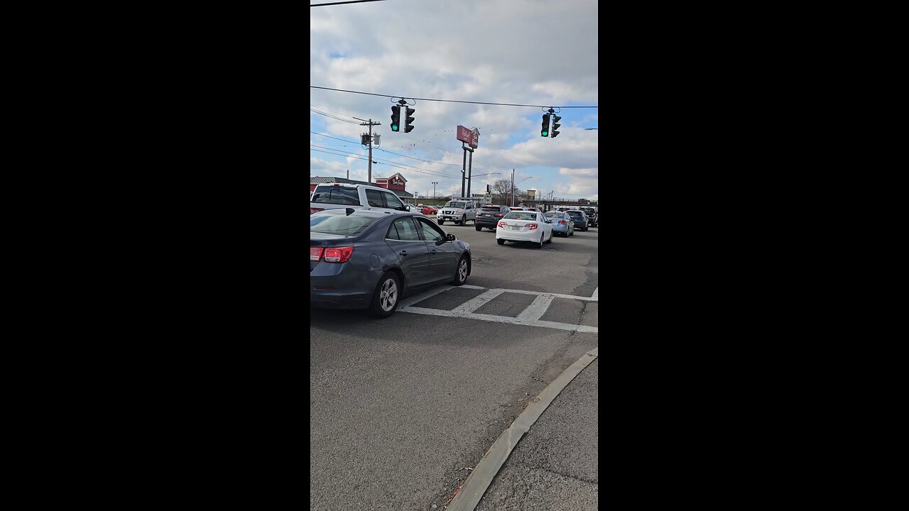 Joseph Martelli Niagara Falls, NY Running the red light on Niagara Falls Blvd is normal driving