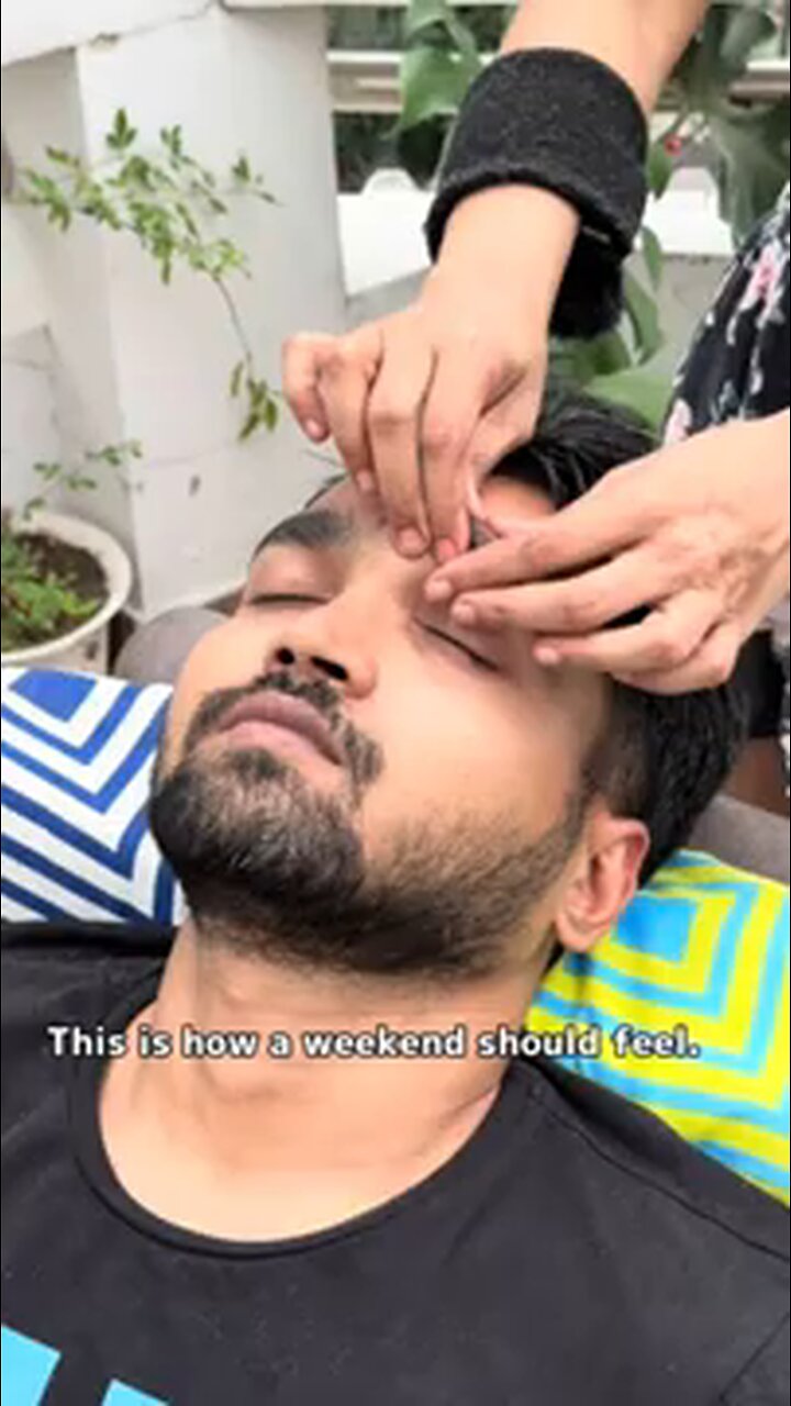 Pure_Relaxation_in_the_balcony___Head,_Face___Ears_Massage_💆‍♂️by_@Icecinnamon