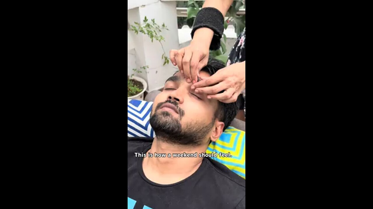 Pure_Relaxation_in_the_balcony___Head,_Face___Ears_Massage_💆‍♂️by_@Icecinnamon