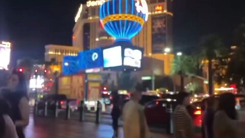 Video shows moments Youtuber Finny Da Legend shot by YouTuber SinCity-MannyWise outside Bellagio