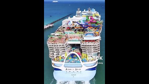 SAILING AWAY ON LUXURY VOYAGER🌊🛳️⛱️🎏🏊‍♀️🏄‍♂️🤽‍♀️📸ICON OF THE SEAS🏝️🌎🛳️⚓️🛟💫