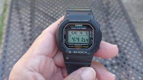 Casio G-Shock DW-5600E Watch ( REVIEW )