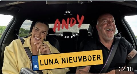 Luna nieuwboer bij andy in de auto