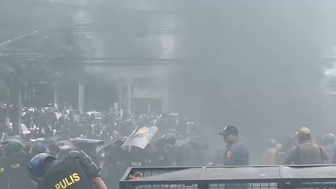 🇵🇭Zoomers have staged a Maidan again! This time in the Philippines.