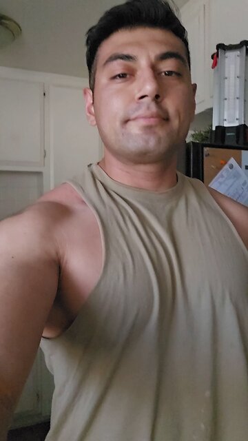 #refurbishing #paint #paintbrushes #furniture #Dresser