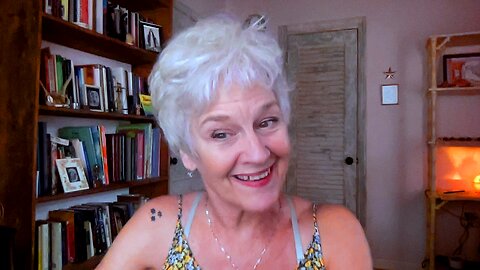 Lady Melody reads Charlotte's Web-episode 1