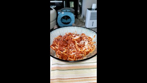 Eating Mueller's Pot-Sized Thin Spaghetti, Dbn, MI, 7/2/25