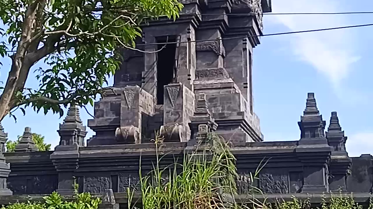 Exploring the Ancient Temple: A Journey Through History