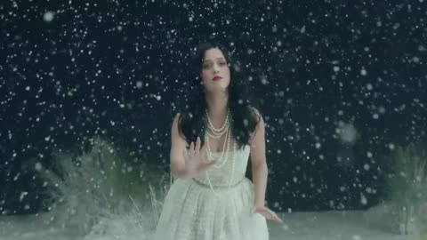 Katy Perry - Unconditionally (Official Music Video)