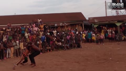 Wrestling & tradition unite in SE Nigeria! Ugwumba Obasi captures the action. 💪🏽🌍